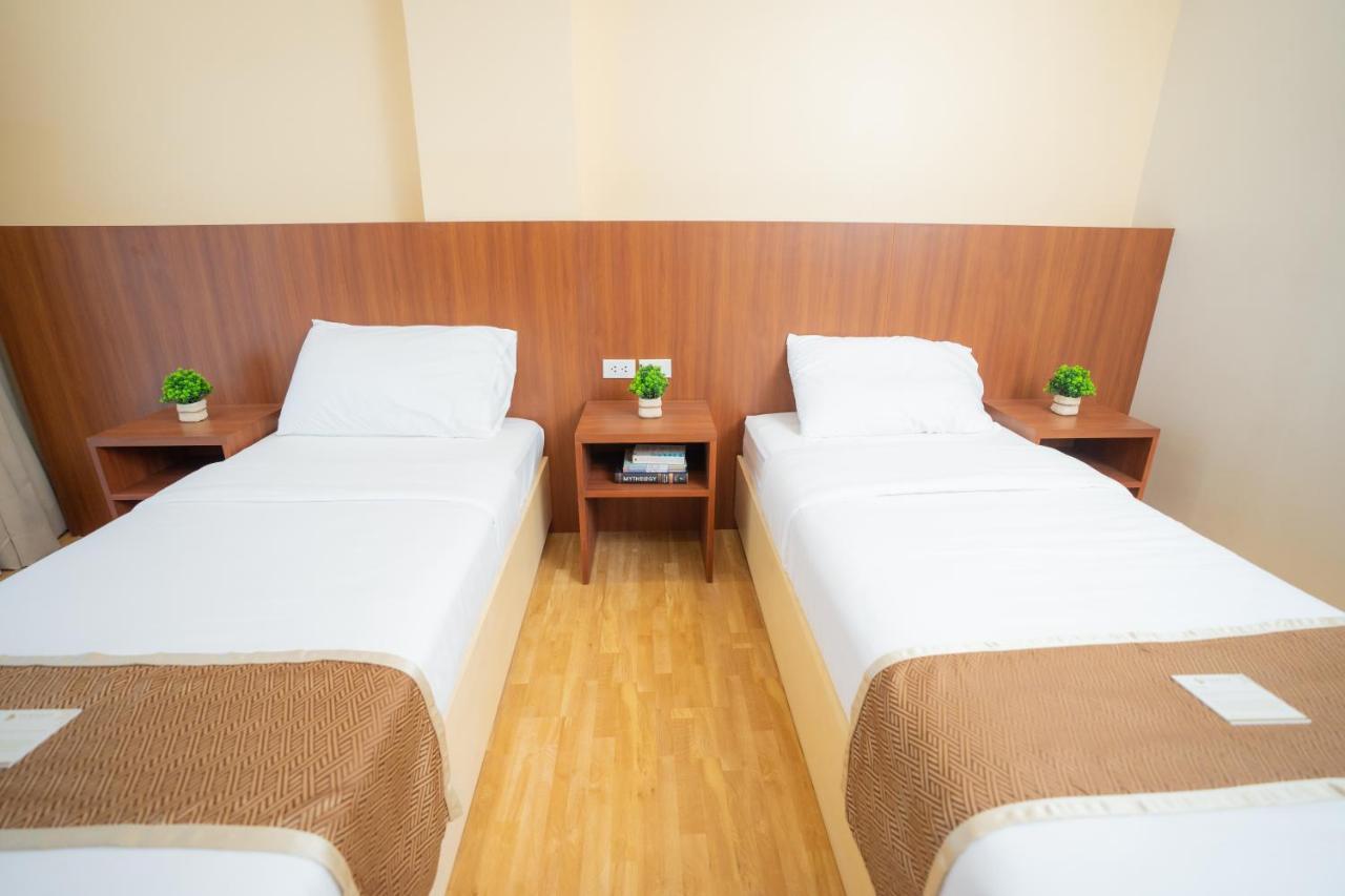 Sundaze Dormitel Hotel Naga  Eksteriør billede